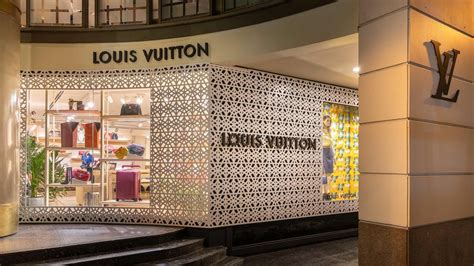 louis vuitton patio bullrich|Louis Vuitton Buenos Aires Patio Bullrich (CLOSED).